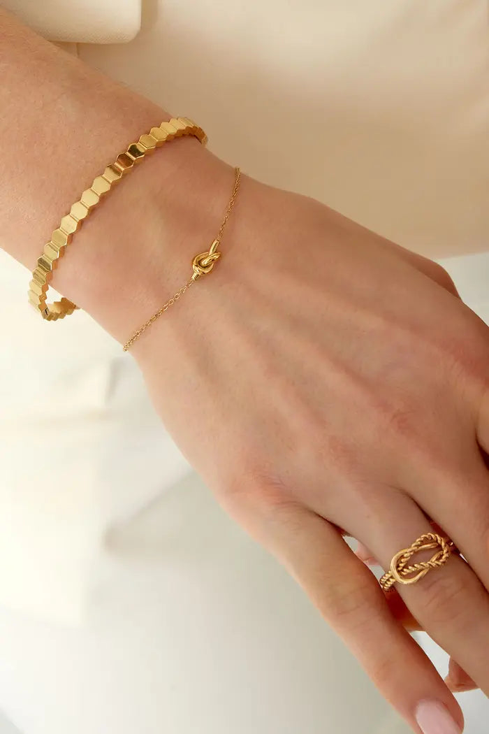 Golden knot (bracelet)