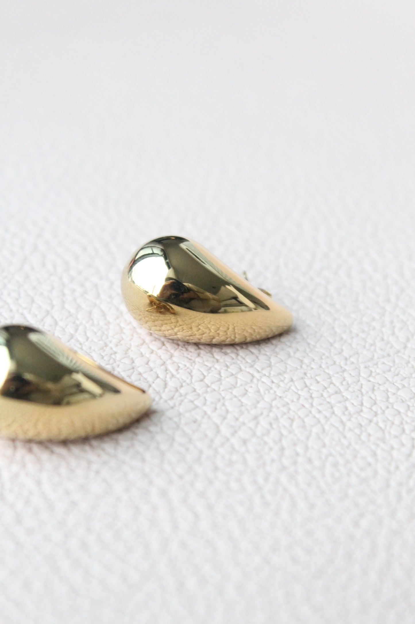 Golden drop - medium (earrings)