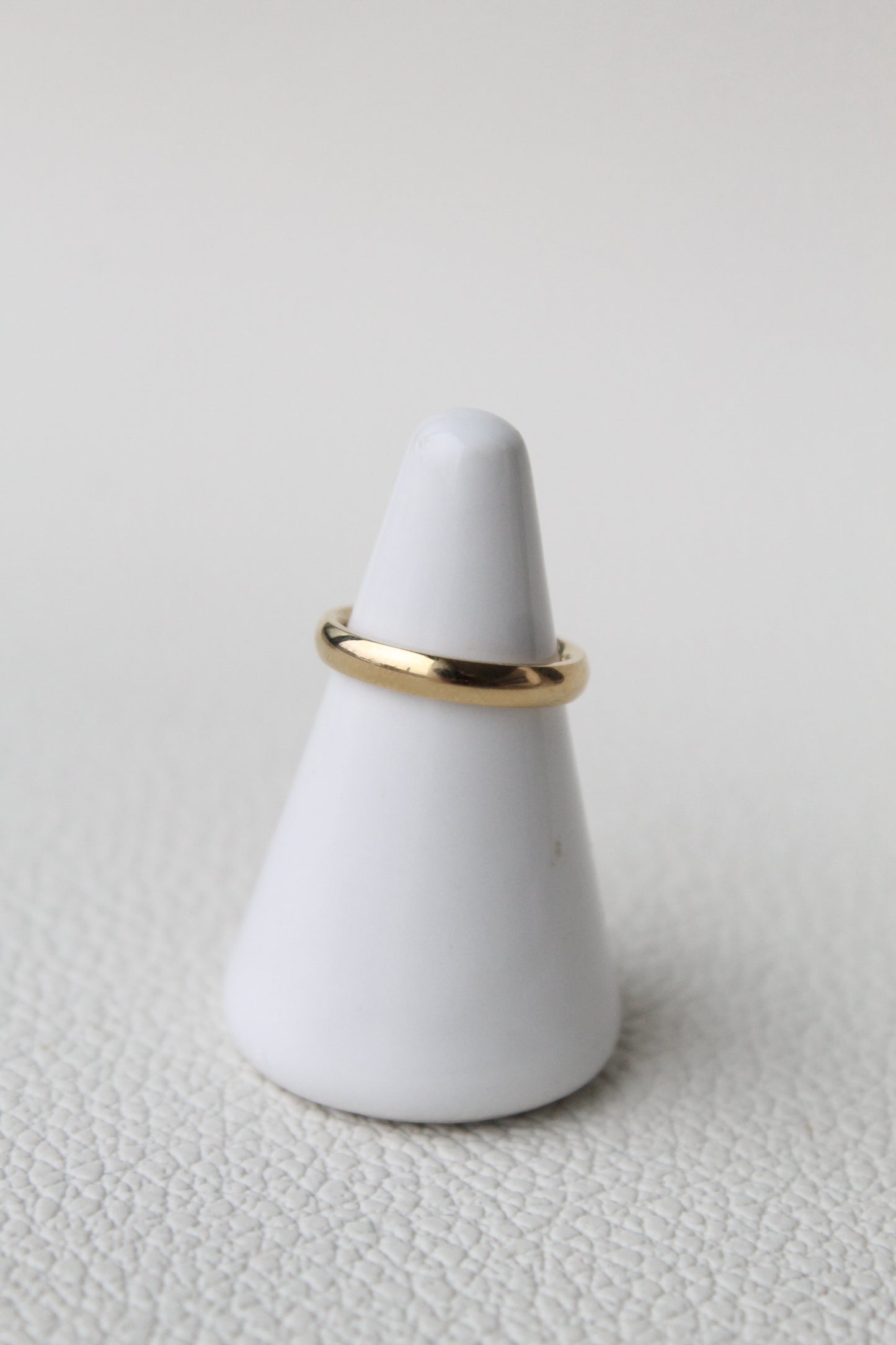 Basic gold (ring)