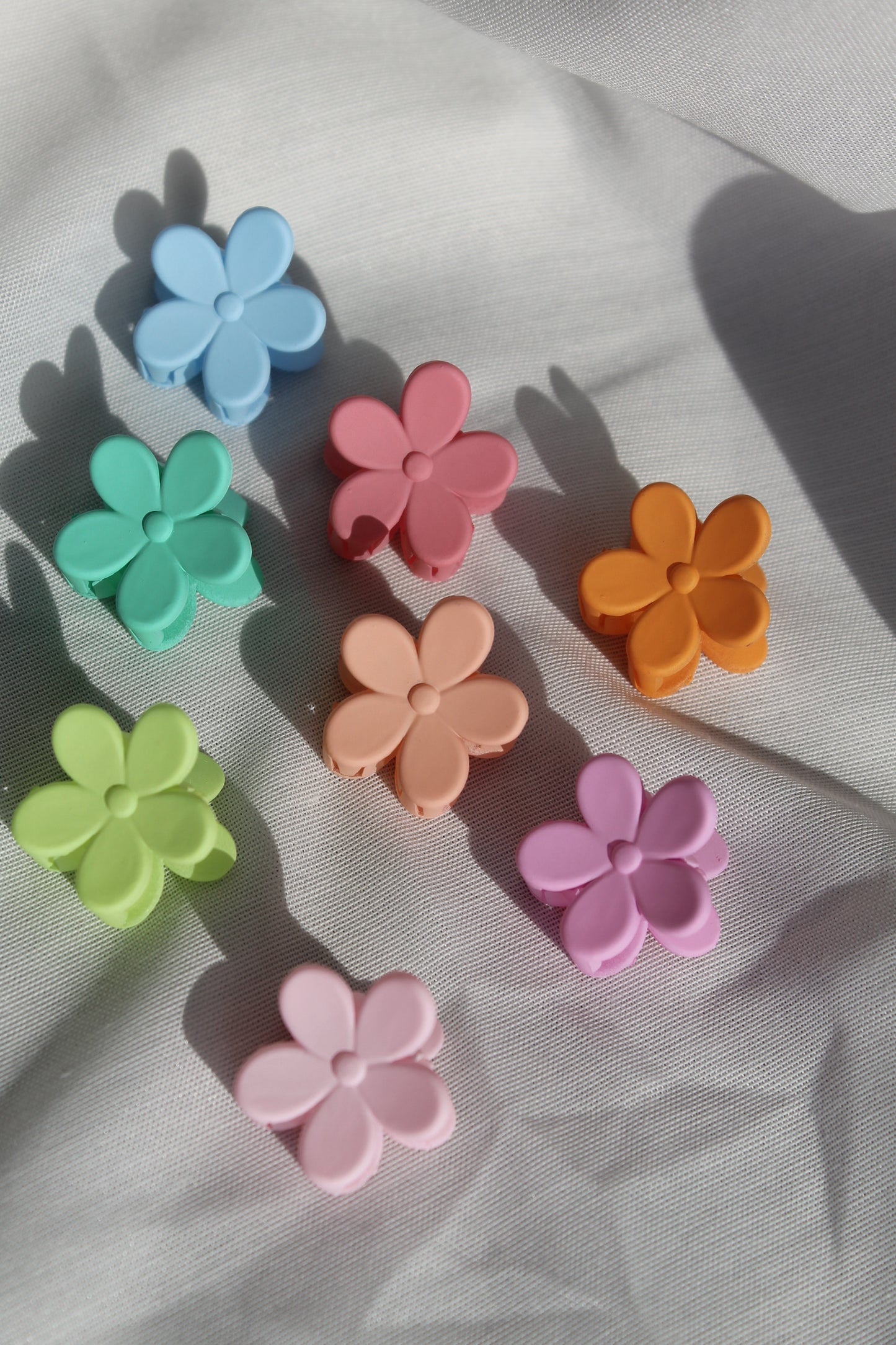 Mini flower hair clip