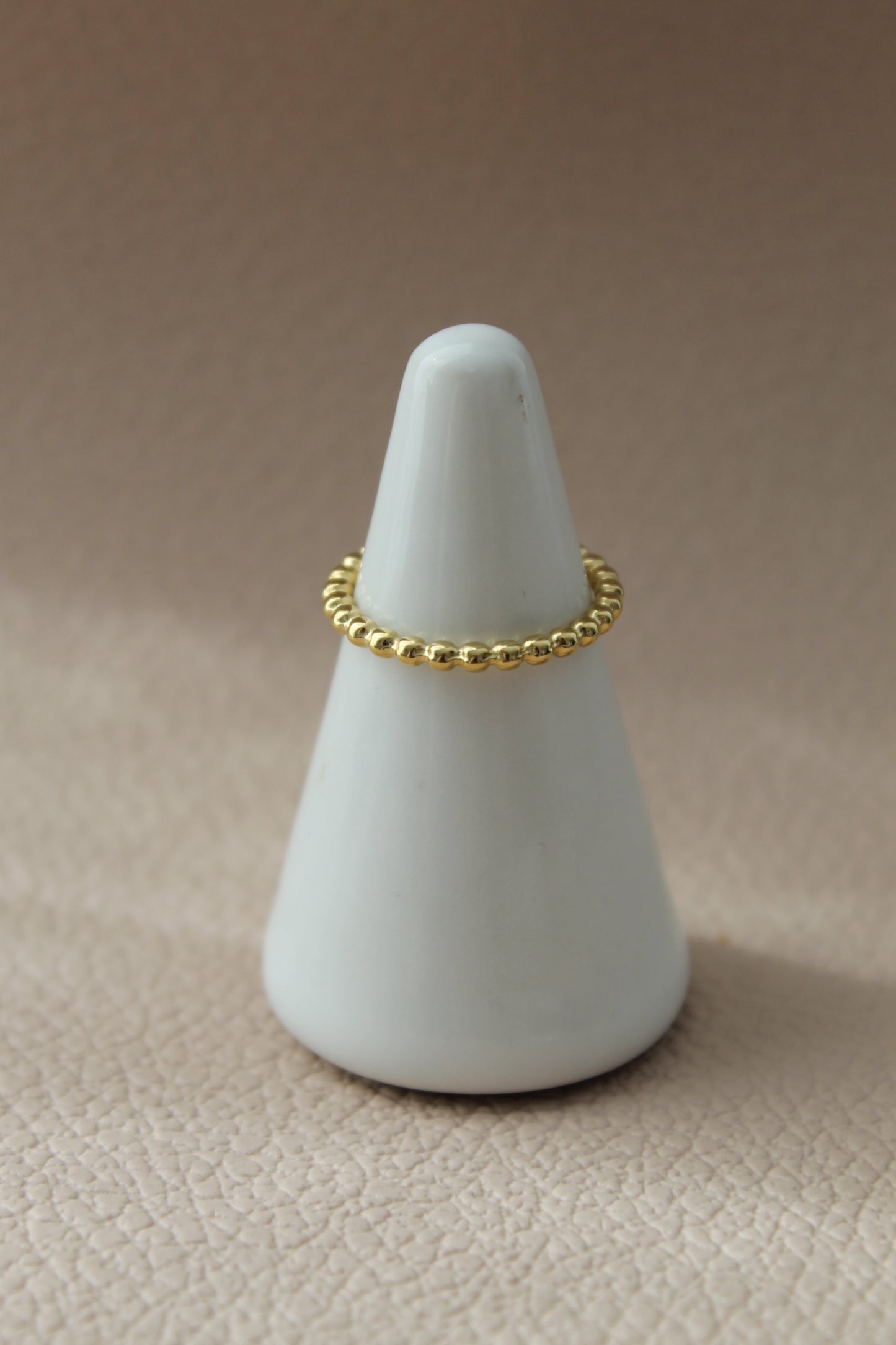 Dots gold (ring)