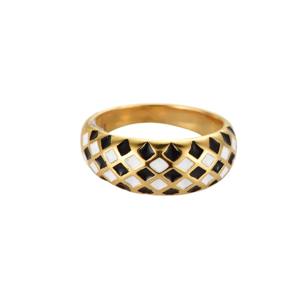 Checkerboard (ring)