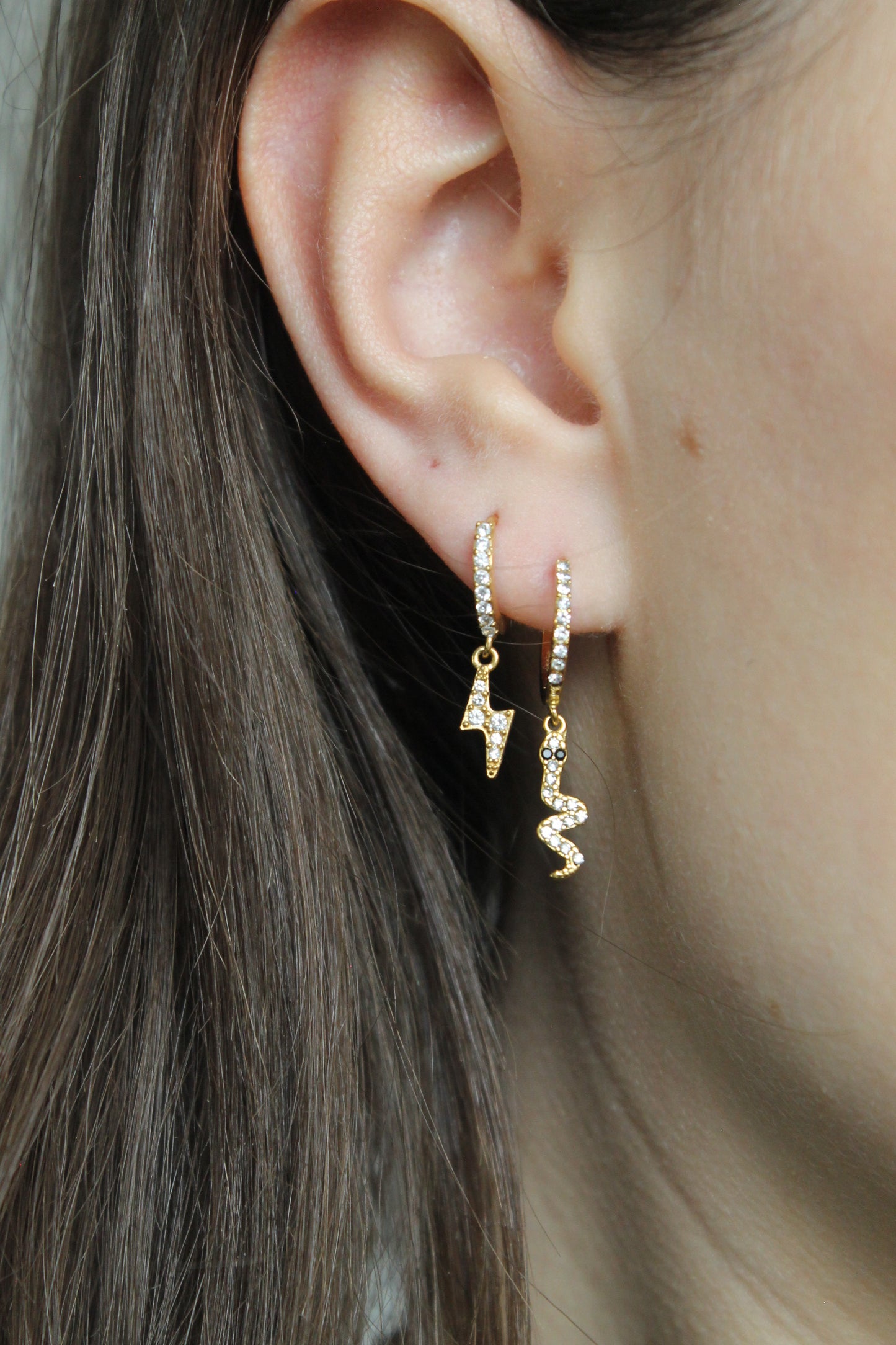 Snakey diamond (earrings)